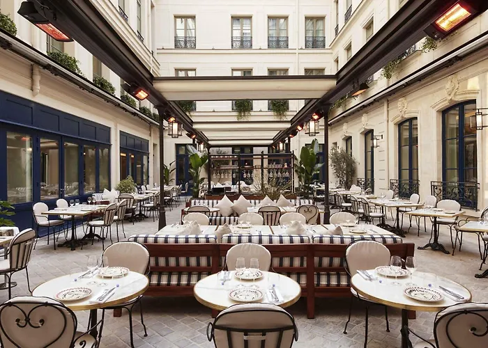 Maison Delano Parijs