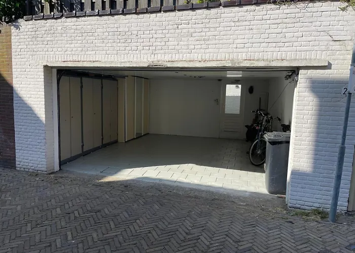 Studio Alexander With Private Indoor Parking Zandvoort