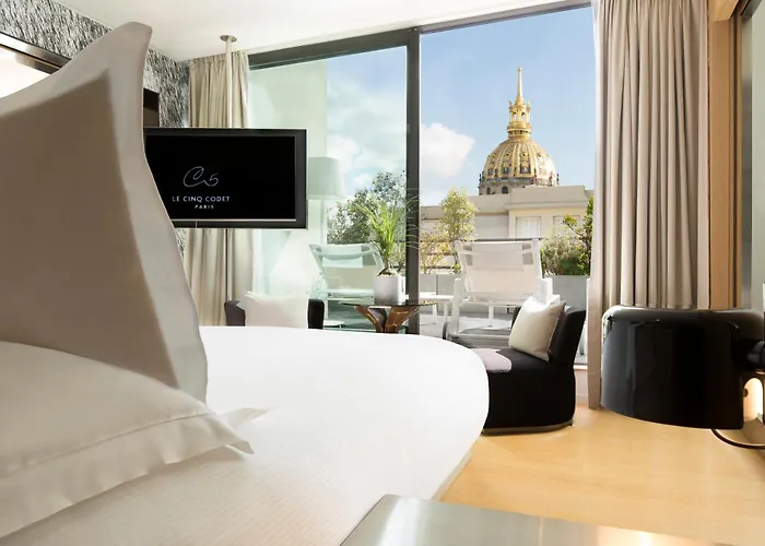 Le Cinq Codet Hotel Parijs
