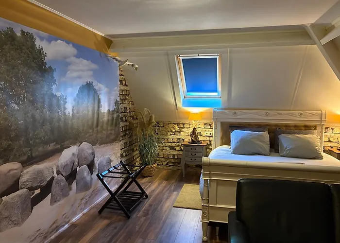 B&B. Het Hunebed Rolde