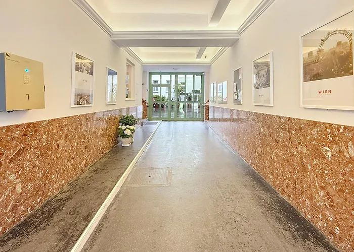Hotel-Pension Fuenfhaus Wenen