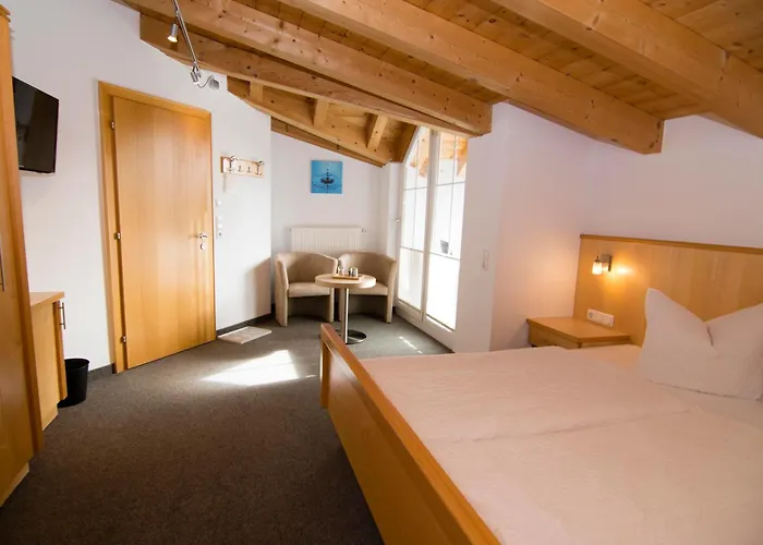 Garni Dorfblick Bed and Breakfast Ischgl