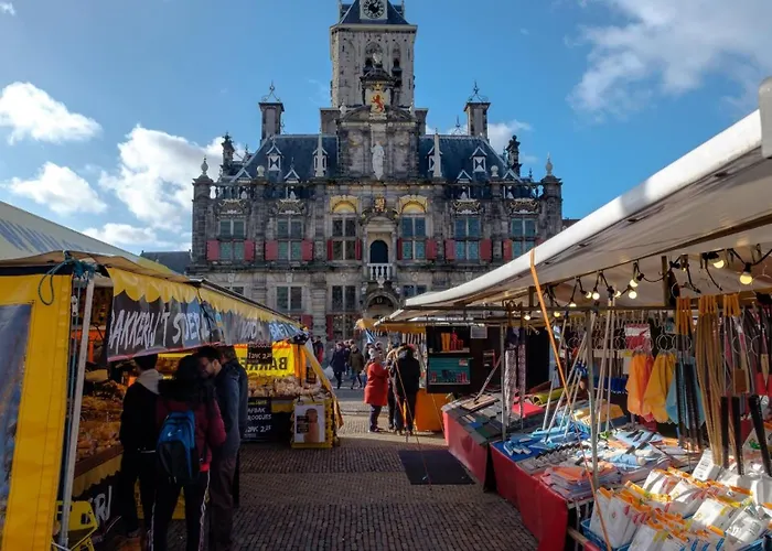 Hotel La Noire - Delft City Centre