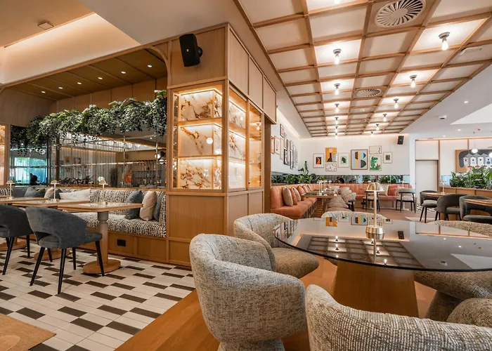 Via Antwerp Hotel