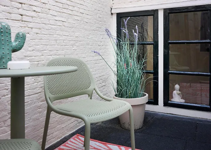 Harbour Hub Hotel Harlingen