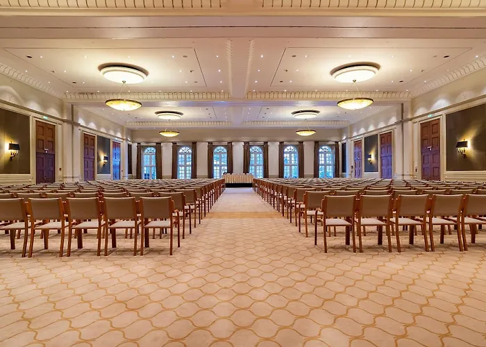 Parkhotel Quellenhof Aken