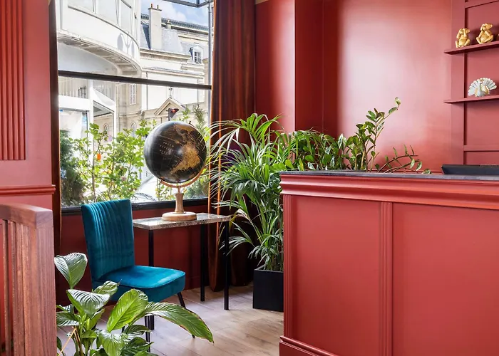 Hotel Le Rocroy Parijs
