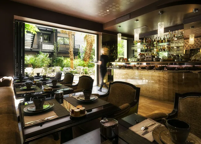 B Montmartre Hotel Parijs