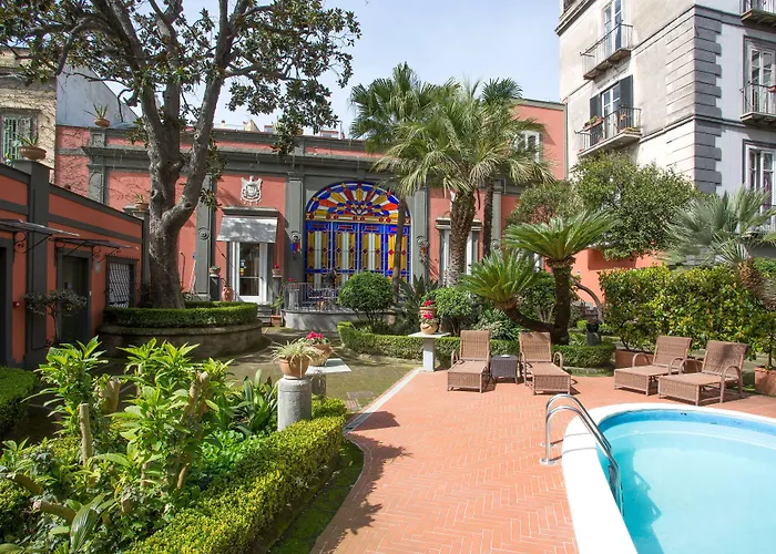 Costantinopoli 104 Hotel Napels