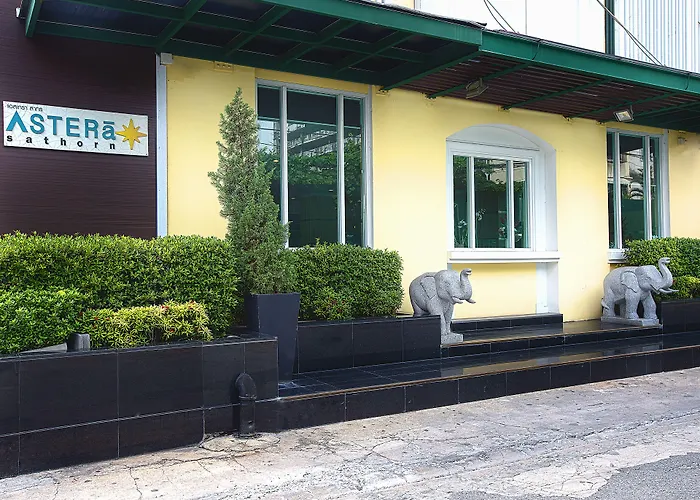 Oakwood Hotel&Residence Bangkok