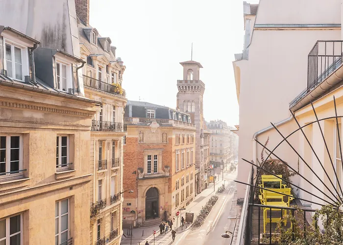 Hotel Le Petit Parijs