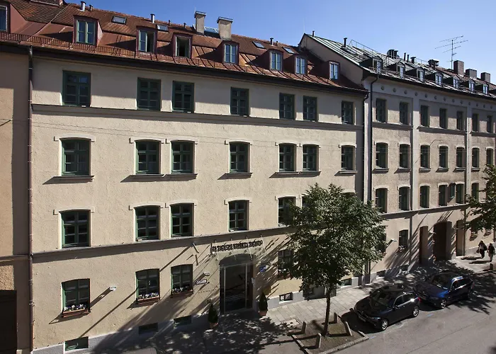 MAXIMILIAN MUNICH Apartments&Hotel