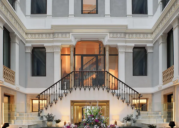 H10 Urquinaona Plaza (Adults Only) Hotel Barcelona