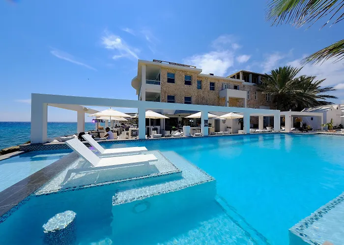 Saint Tropez Boutique Hotel Willemstad