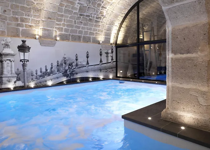 Hotel La Lanterne & Spa By Timhotel Parijs