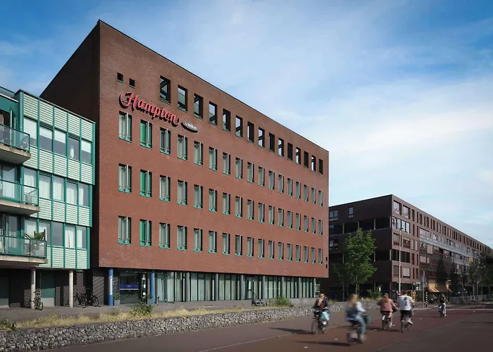 Hampton by Hilton Amsterdam Centre East Hotel