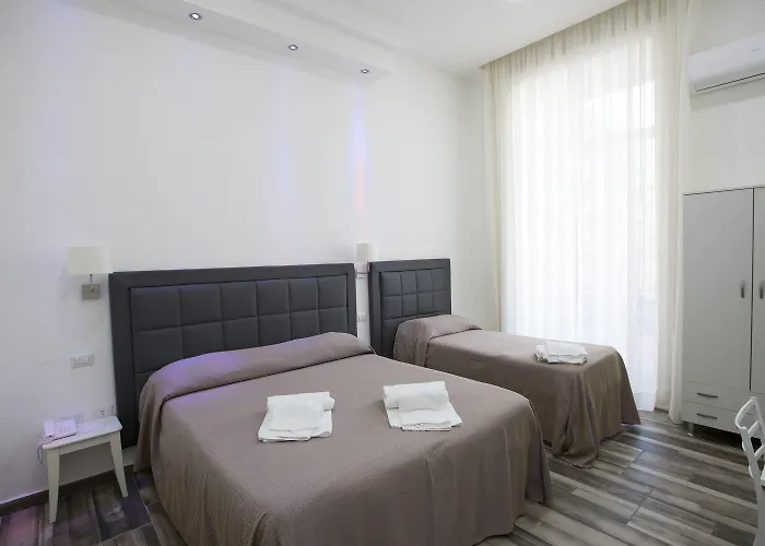 Napoli Garibaldi Square Bed and Breakfast