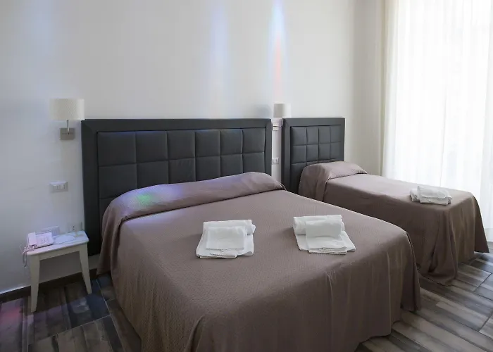 Napoli Garibaldi Square Bed and Breakfast