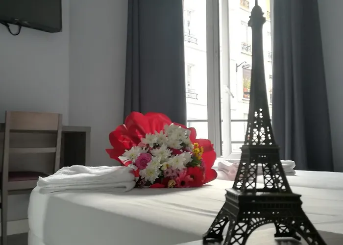 Hotel Du Globe 18 Parijs