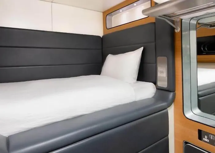 YOTELAIR Amsterdam Schiphol Transit Hotel Amsterdam Airport Schiphol