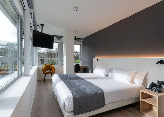 Hotel Distrito Oeste By Limehome San Sebastian