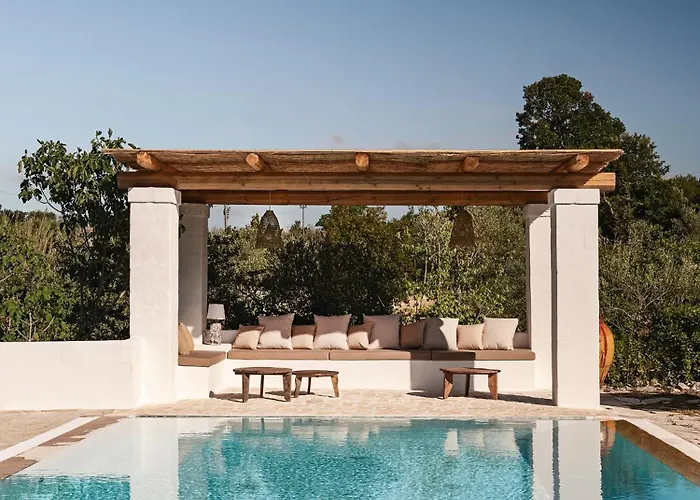 Trulli Del Bosco Bed and Breakfast Alberobello