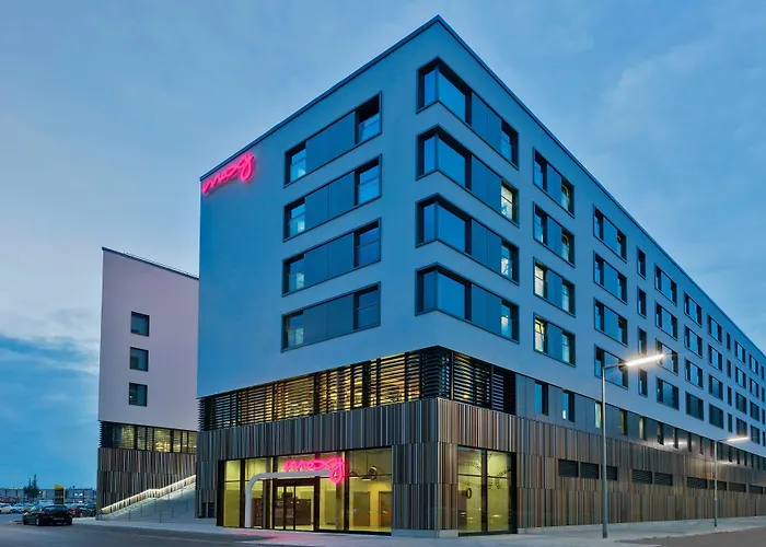 Moxy Munich Ostbahnhof Hotel