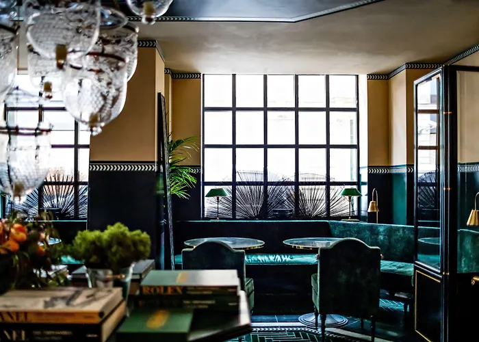 Monsieur George Hotel & Spa - Champs-Elysees Parijs