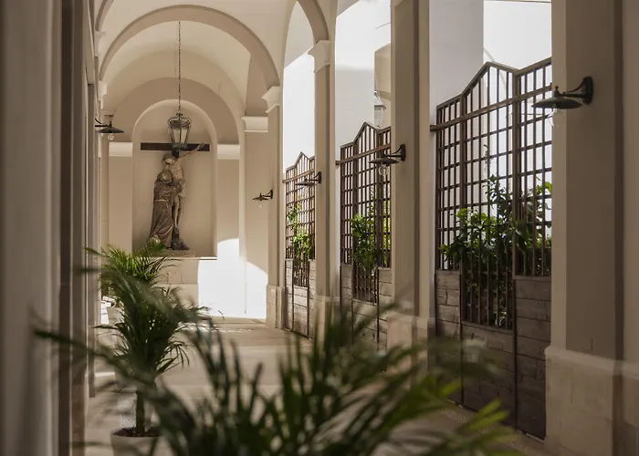Chiostro San Francesco - Casa Di Ospitalita Religiosa Bed and Breakfast Napels