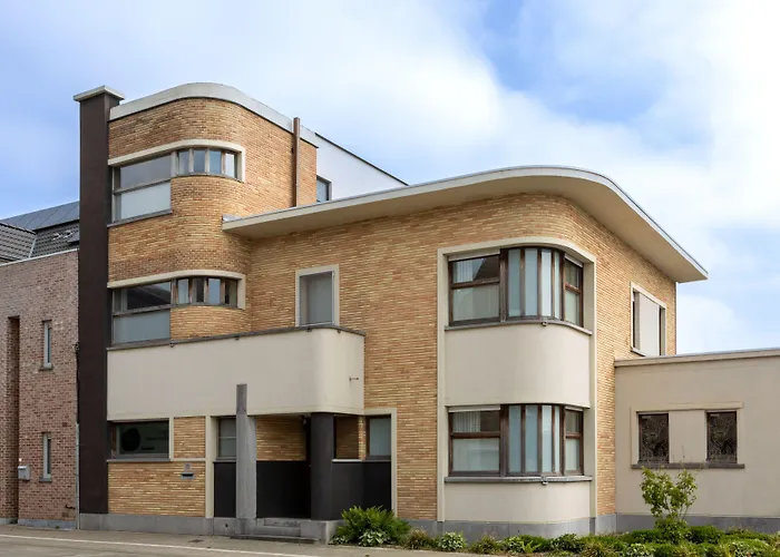 Tuss Bed and Breakfast Kortrijk