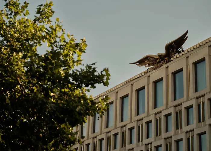The Chancery Rosewood Londen