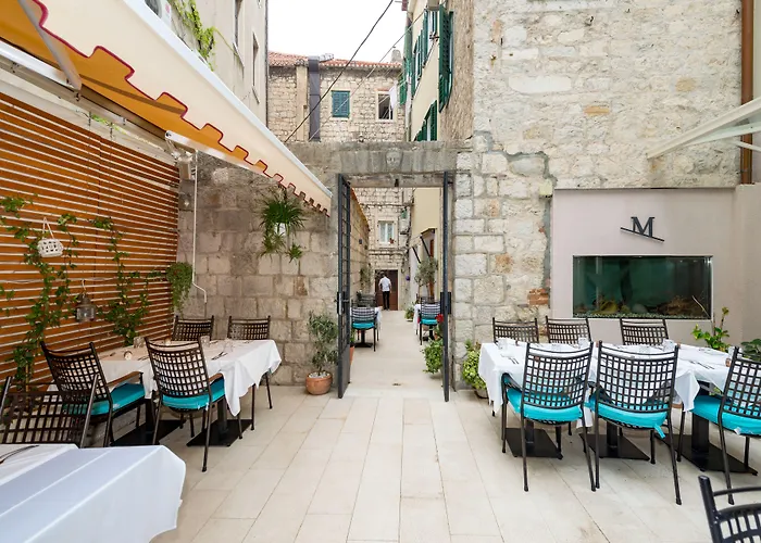 Makarun Heritage Rooms Split