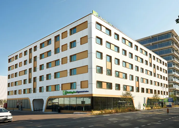 Holiday Inn Express & Suites - Basel - Allschwil By Ihg