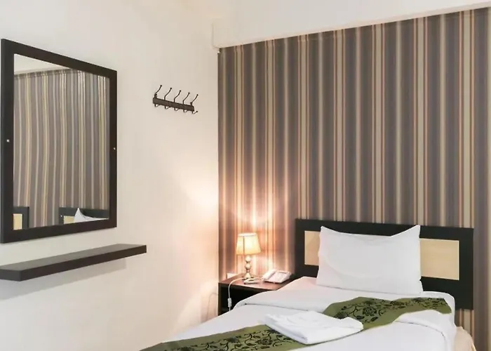 B9 Airport Resident Hotel Bangkok