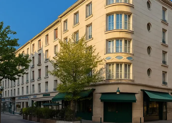 Urban Jungle Hotel Orléans