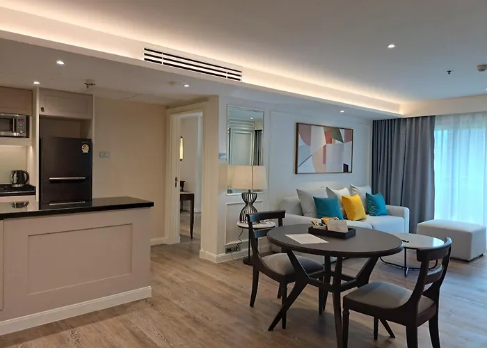 Bliston Suwan Park View Hotel Bangkok