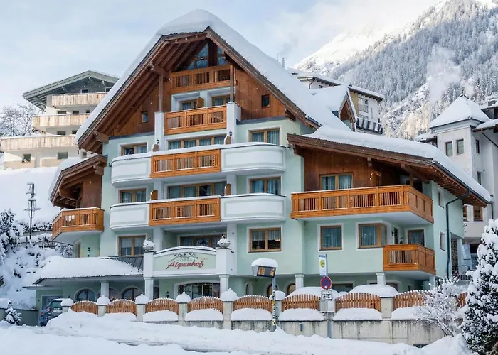 Hotel Garni Alpenhof Ischgl