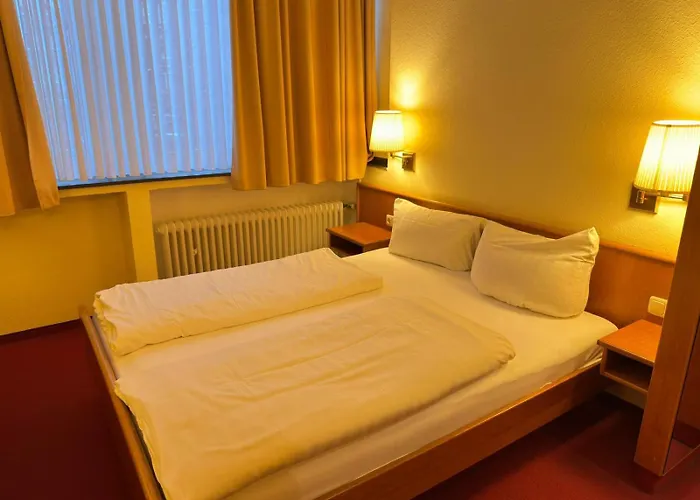 Hotel Am Marschiertor Aken