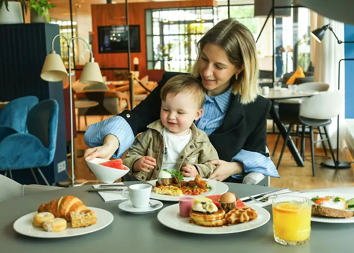 Courtyard By Marriott Amsterdam Hotel