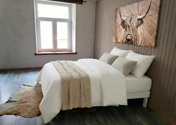 Golden Lion Bed and Breakfast Bouillon