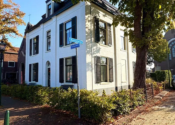 De Oude Pastorie Hotel Bunschoten