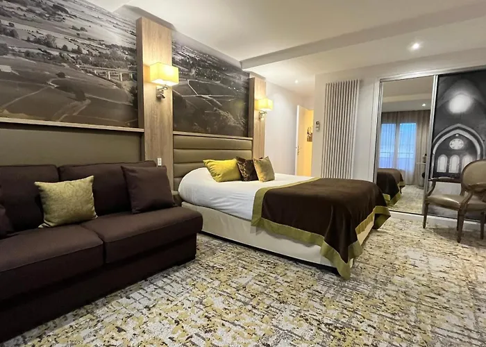 Logis - Le Christina Hotel Bourges