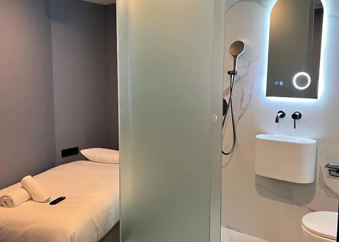 The Hyve Budget Hotel Rotterdam