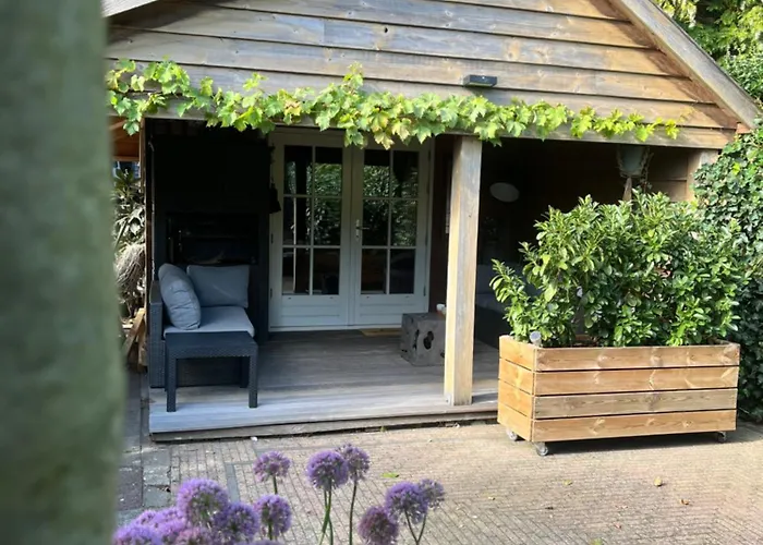 Het Houten Huis Hierden
