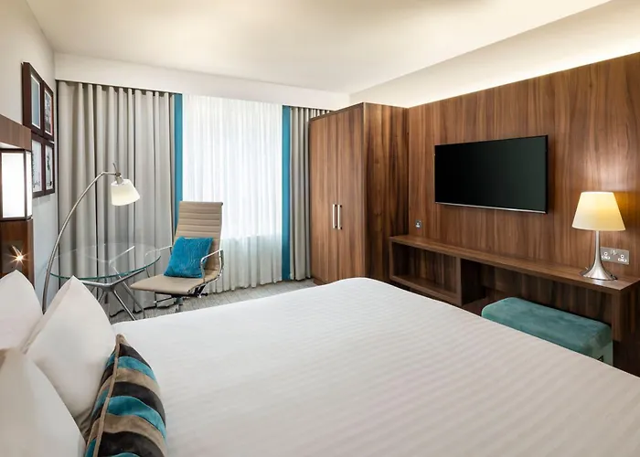 Courtyard By Marriott Edinburgh Hotel