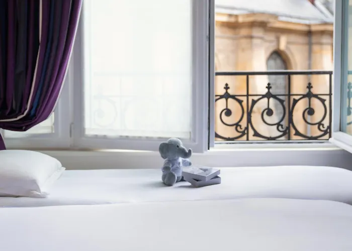 Hotel Pont Royal Parijs