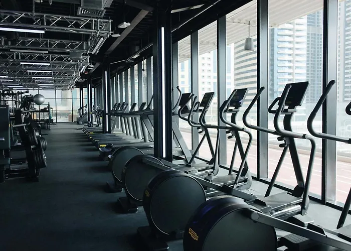 Le Meridien Mina Seyahi Beach Resort & Waterpark Dubai