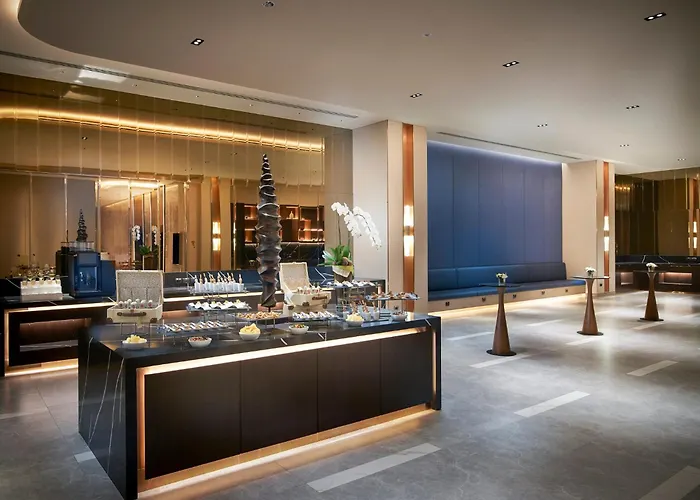 Amari Bangkok Hotel