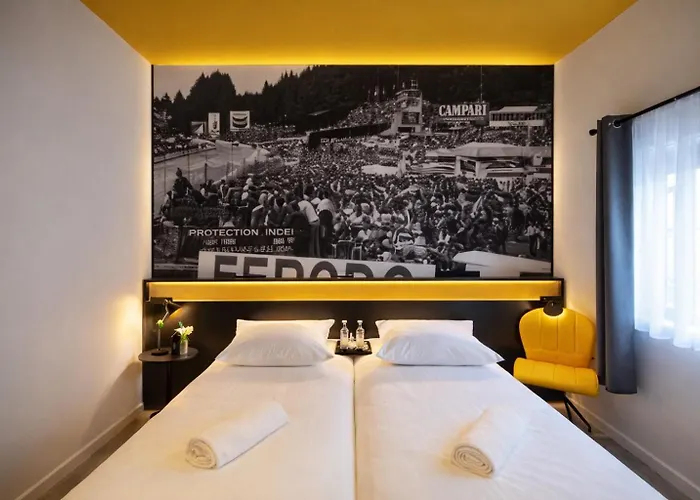 Boutique Hotel, La Cour De La Reine, Rooftop & Bistronomique Restaurant Spa