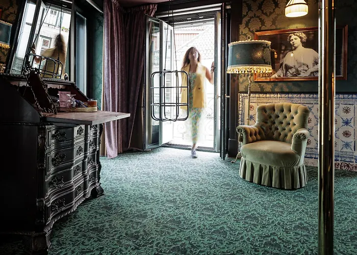 Pensao Amor Madam'S Lodge Lissabon